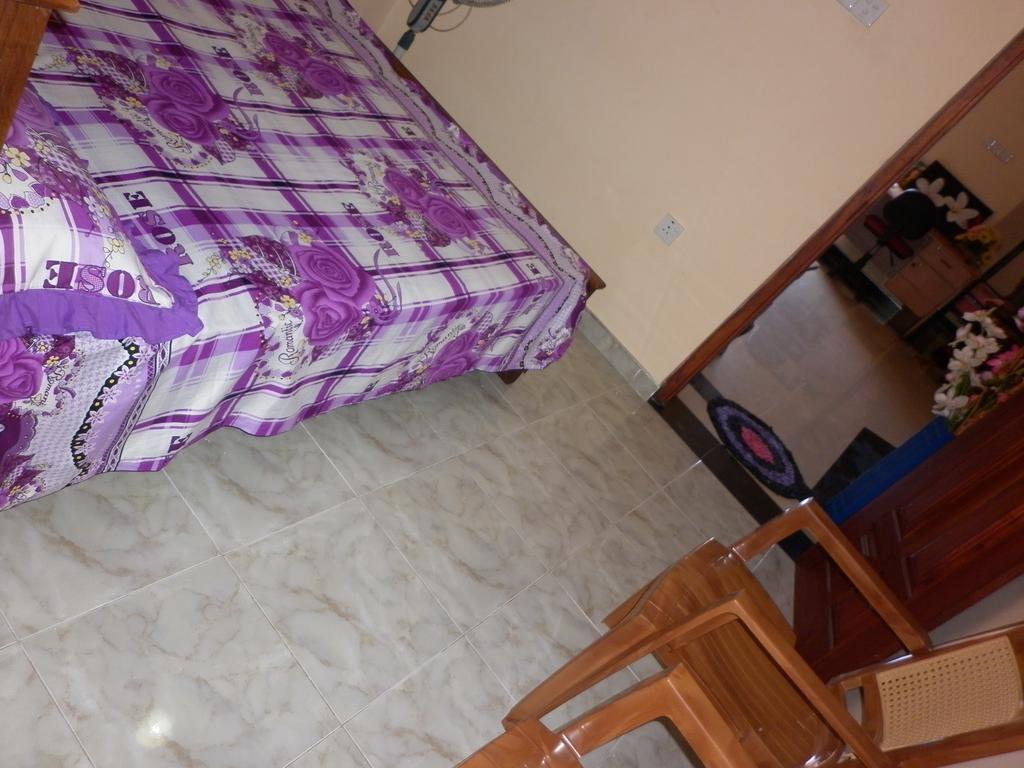Seetha'S Hostel Negombo Habitación foto