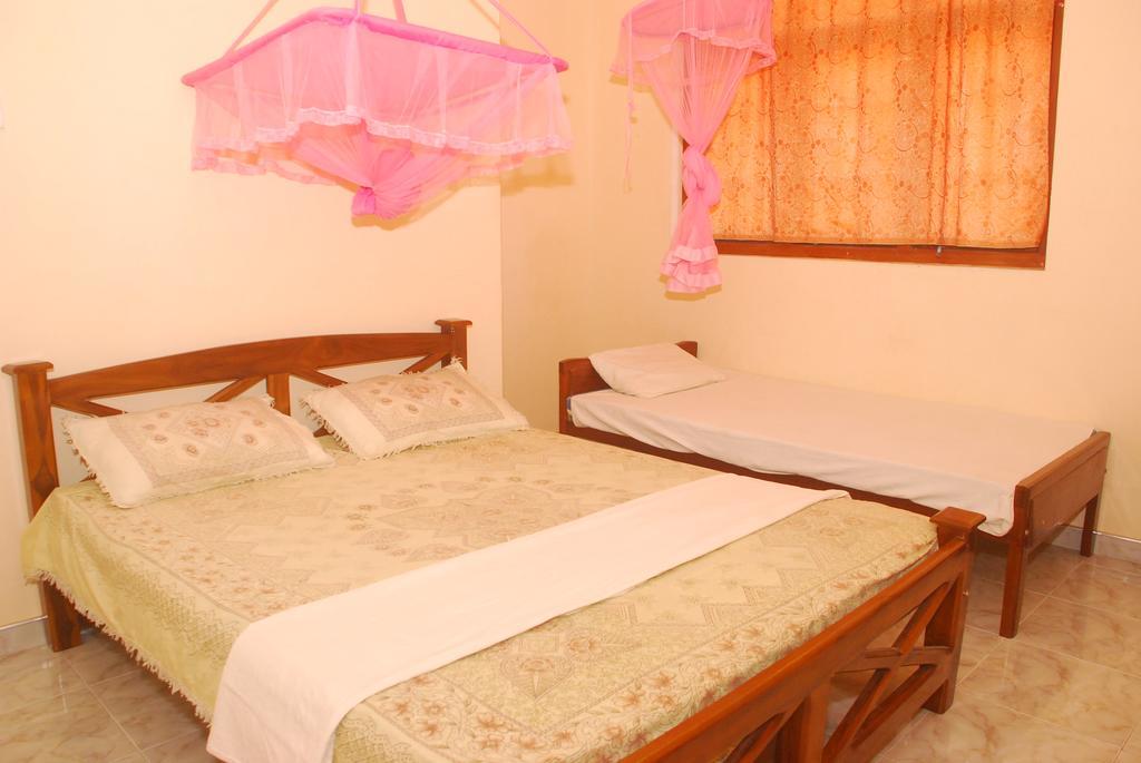 Seetha'S Hostel Negombo Exterior foto